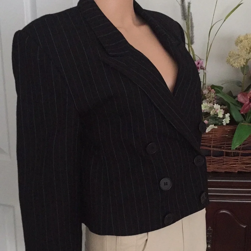 Vintage Evan Picone Virgin Wool Cropped Double Breasted Pinstriped Blazer Size 8 - Picture 7 of 11